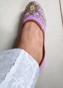 Embellished Juttis/Mojaris - Purple