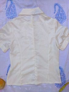 white Collared Short Sleeve Top