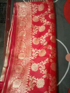 Red &amp; Gold Banarasi Saree