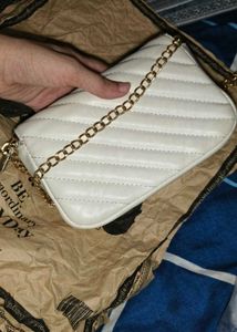 Chic Quilted White Crossbody Bag