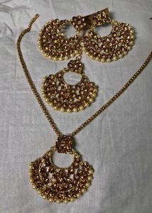 Gold & Pearl Chandbali Necklace and Earring Set