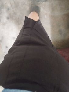Classic Black Pleated Mini Skirt