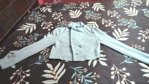 Chic Light Blue Cropped Jacket
