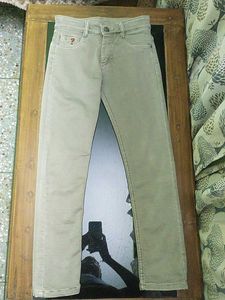 Stylish Olive Green Chinos
