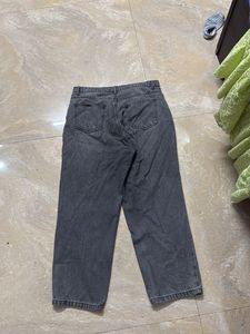 Stylish Grey Wash Mom Fit Jeans