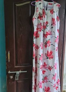 Floral Sleeveless Maxi Dress