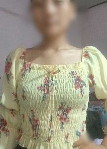 Chic Floral Smocked Top