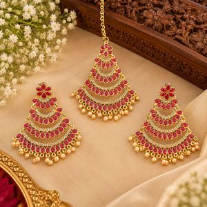 Exquisite Red &amp; Gold Kundan Jewellery Set