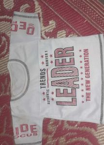 Kids White T-Shirt "Leader"