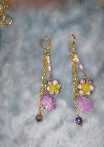 handcrafted Boho Flower &amp; Shell Dangle Earrings