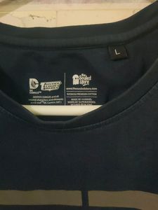 Men's Navy Blue Tshirt From Souled Store