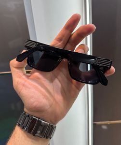 LV SHADES