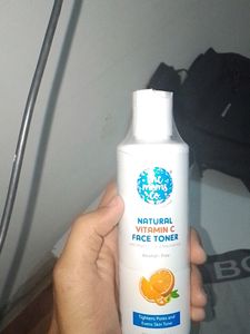 The Mom's Co. (Natural Vitamin C Face Toner) For F