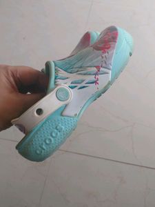 C 13 Sized Crocs , Frozen Theme