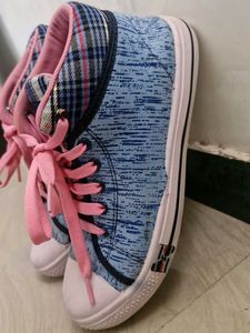 Asian Blue &amp; Pink Plaid Canvas Sneakers