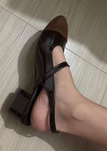 PRICE DROP!!! MARY JANE BROWN !!