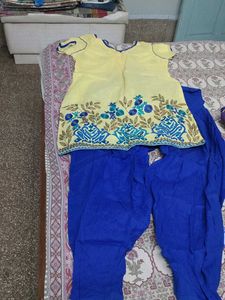 Embroidered Kurta Set
