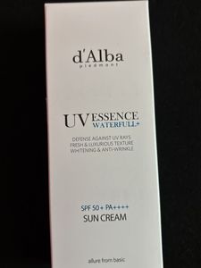 d'Alba UV Essence Waterfull Sun Cream
