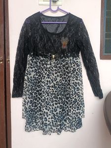 Women Black Short Dress / Long Top