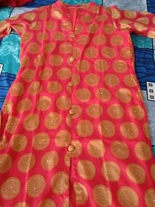 Elegant Pink Kurta with Gold Print