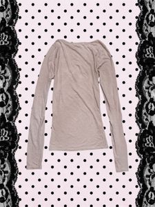 Long Sleeve Scoop Neck Top