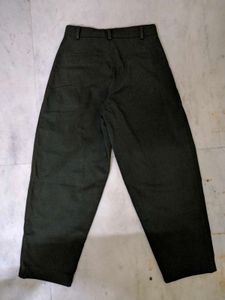 Sienne Forget Green Heavy Barrel Legged Slacks
