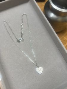 Sparkling sliver tone Heart Pendant Necklace