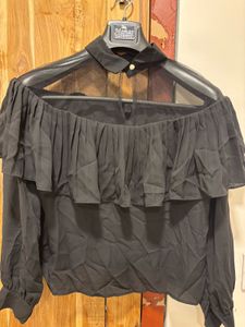 Chic Black Cold Shoulder Ruffle Top