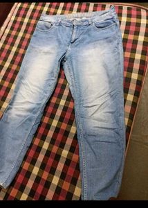 blue denim mom jeans for women