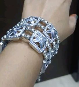 Oxidized Silver Flower Design Bracelet / Kada