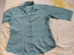 Elegant Teal Button-Up Shirt