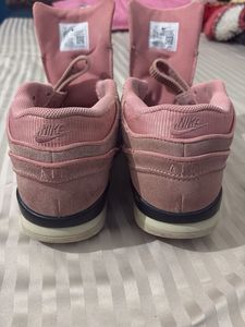 Pink Nike Sneakers