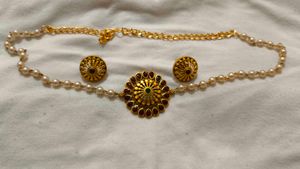 Gold & Pearl Necklace Set