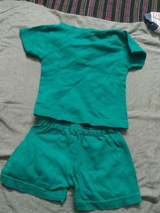 Stylish used New born baby clothes
