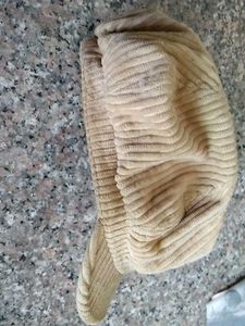 H&amp;M Beret Cap