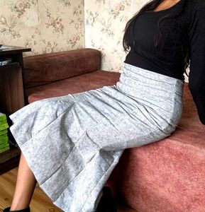 Stylish Grey Fishtail Midi Skirt