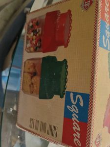 Red &amp; Clear Food Container 4 containe