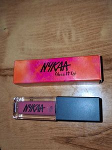Nykaa Lip Gloss 02 sweet an