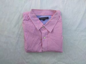 Banana Republic Branded Shirt 👕