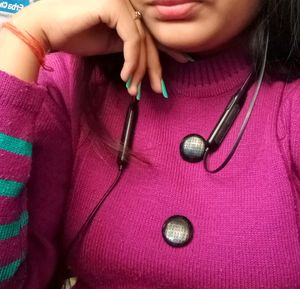 Woolen Sweater Top For College Girls