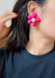 Cute Flower Stud Earrings Set of 4