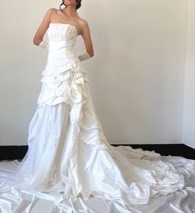 Bridal Gown with gloves
