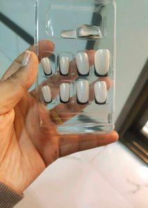 French Tip Press-On Nails