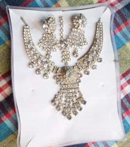 Necklace Earrings With Mangtika