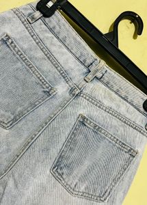 Light Wash Denim Jeans