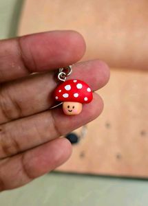 Handmade phone charms 😍 ✨️ ♥️