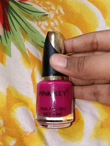 Pink Key Nail Polish Set