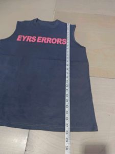 Sleeveless Eye Graphic T-Shirt