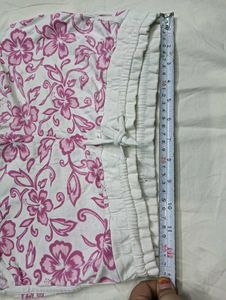 💛 Floral Print Lounge Shorts