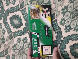 Tiger Carrom Coins Set
